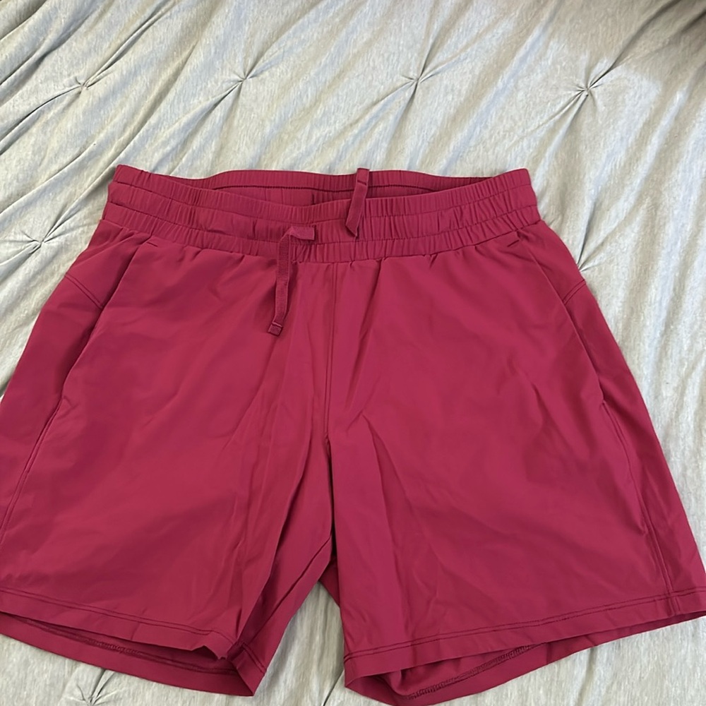 Costco tuff athletics W shorts. RN: 132796